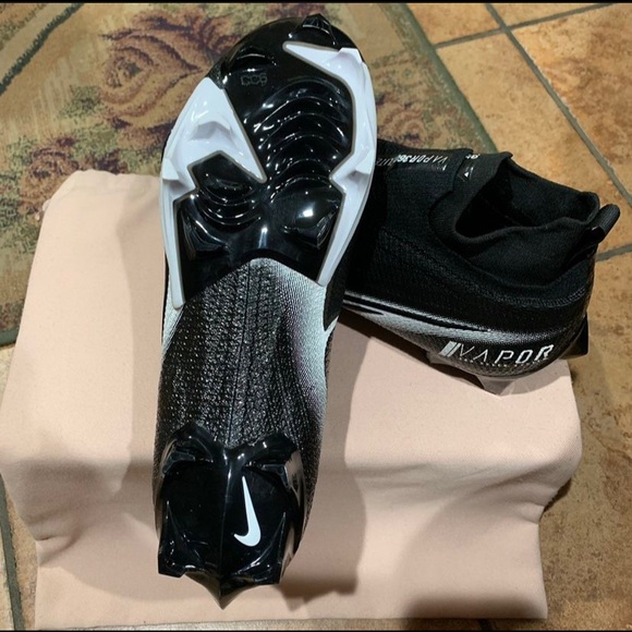 Nike mens Vapor Edge Pro 360 2 Football Cleats - Picture 11 of 12